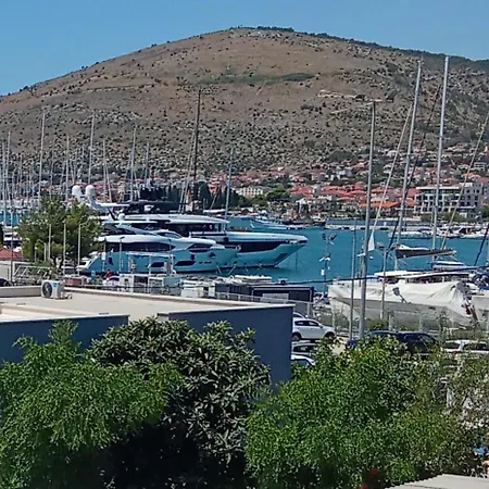 Angel Sea View شقة